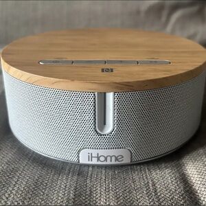 iHome iBN26 Bluetooth Speaker